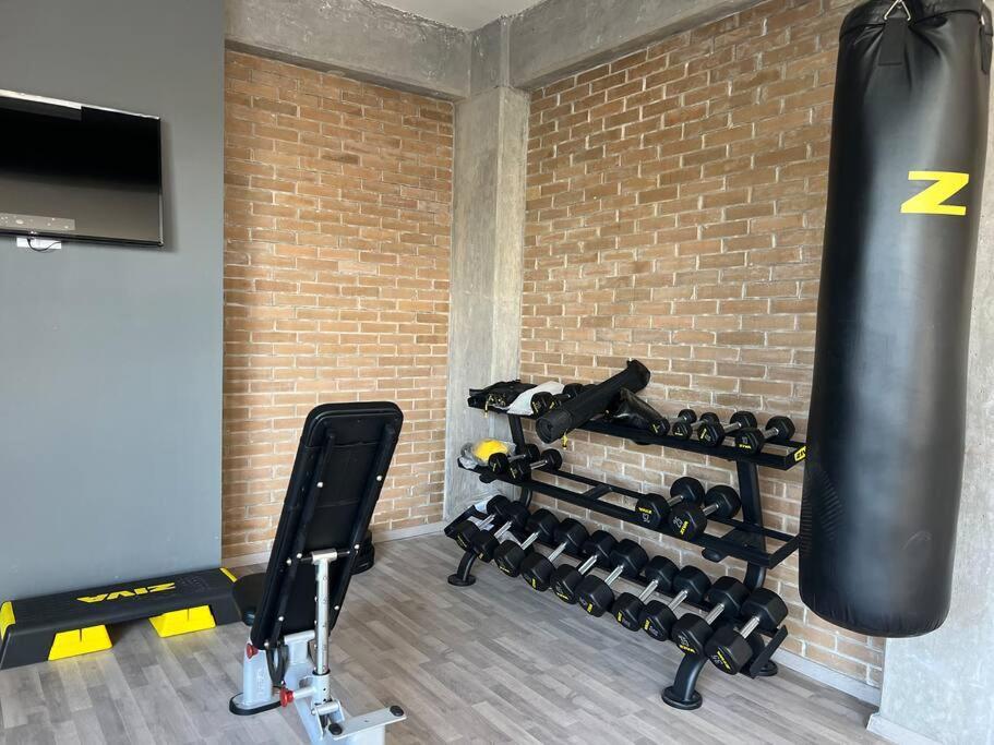 شقة Depa Boho Al Sur Pet Friendly Piscina Gym Sala De Cine غوادالاجارا المظهر الخارجي الصورة