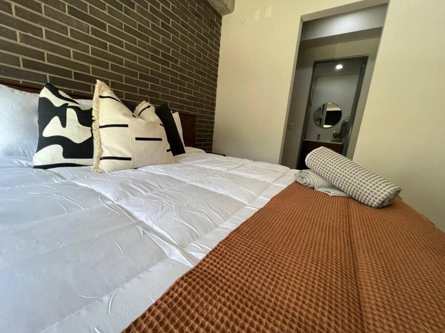 شقة Depa Boho Al Sur Pet Friendly Piscina Gym Sala De Cine غوادالاجارا المظهر الخارجي الصورة